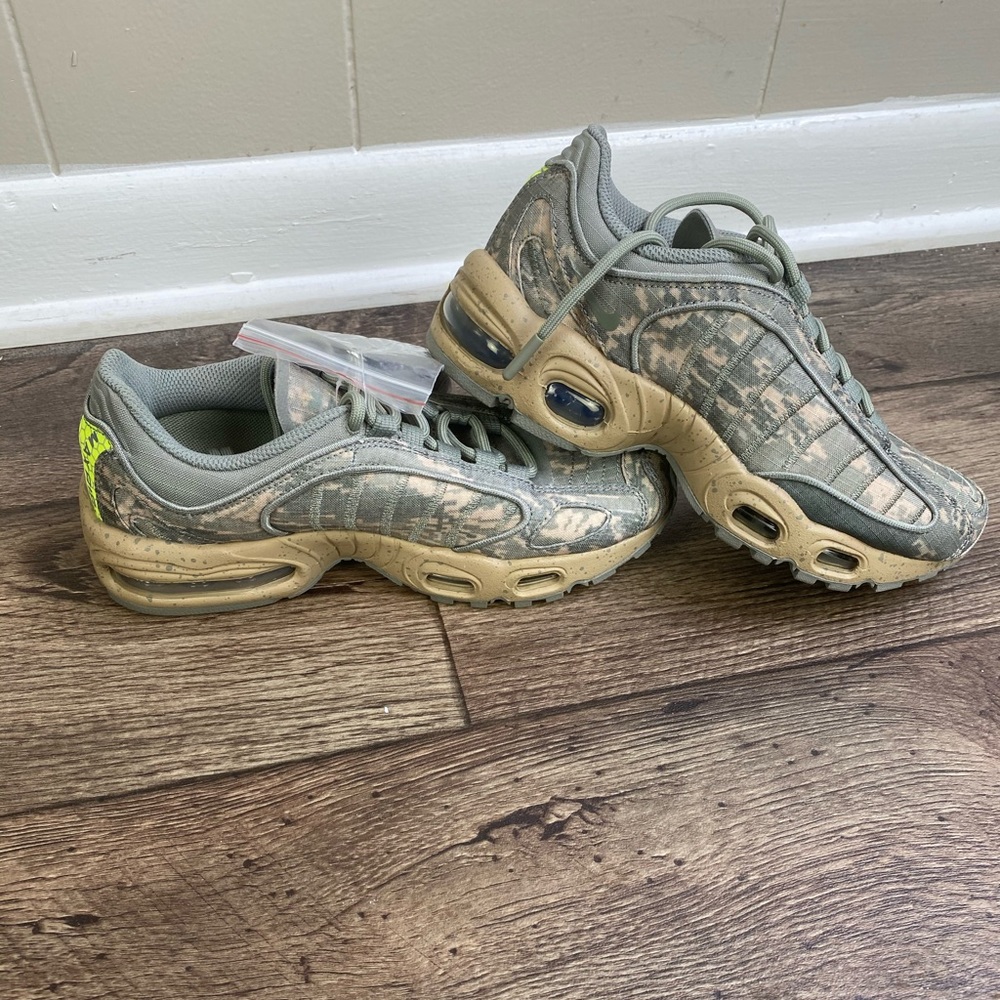 Nike Digital Camouflage Air Max Tailwind 4